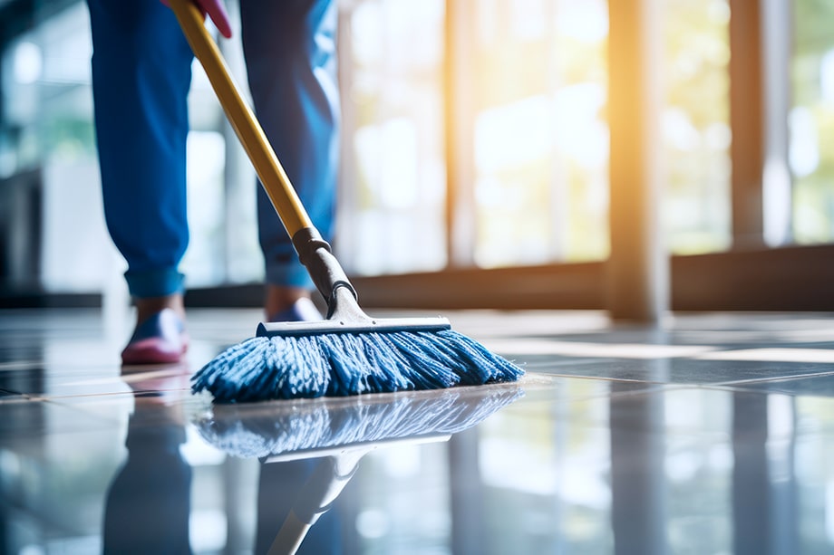 The Ultimate Decluttering Guide: Minimalist Approach to Cleaning